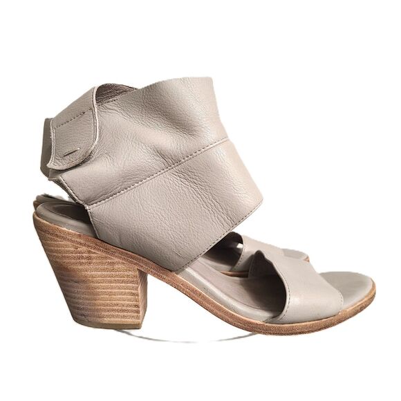 Eileen Fisher 8.5 Gray Ankle Wrap Leather Sandals Open Minimalist Quiet Luxury - Picture 2 of 6